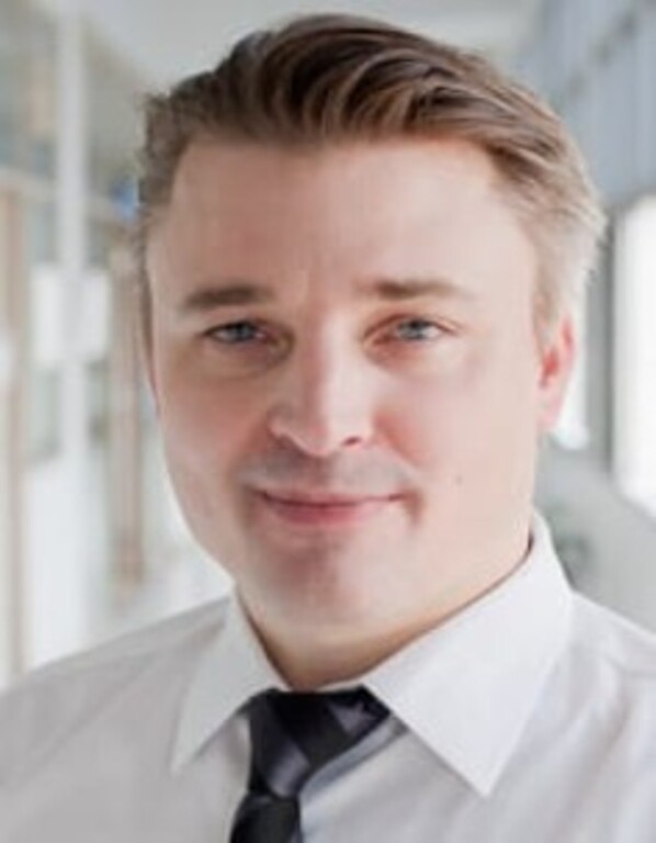 Prof. Hening Glaser